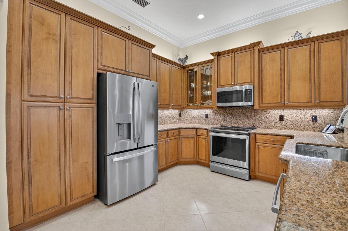 7419 Maple Rdg Boynton Beach, FL 33437