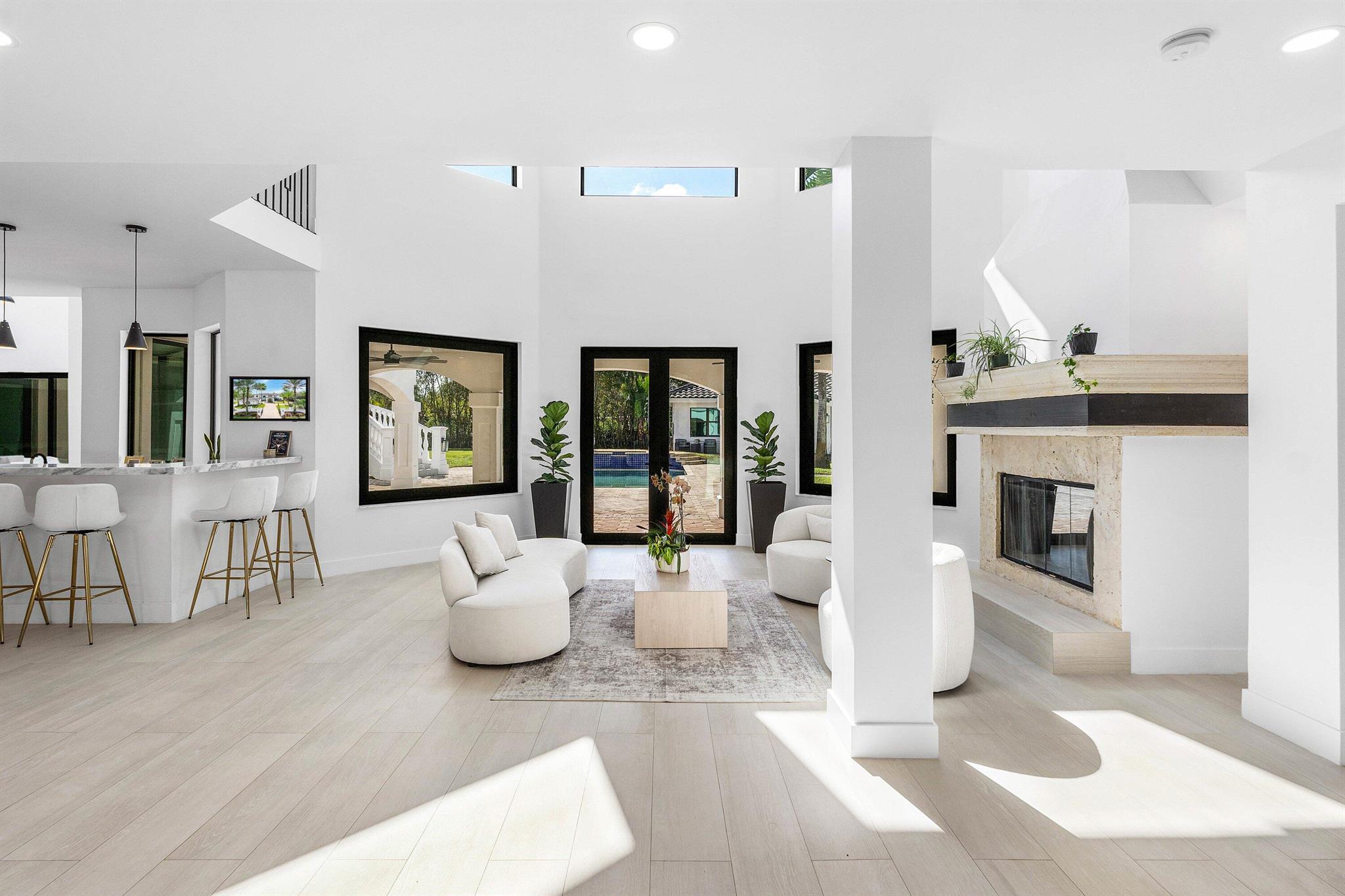 17600 E Fieldbrook Cir Boca Raton, FL 33496