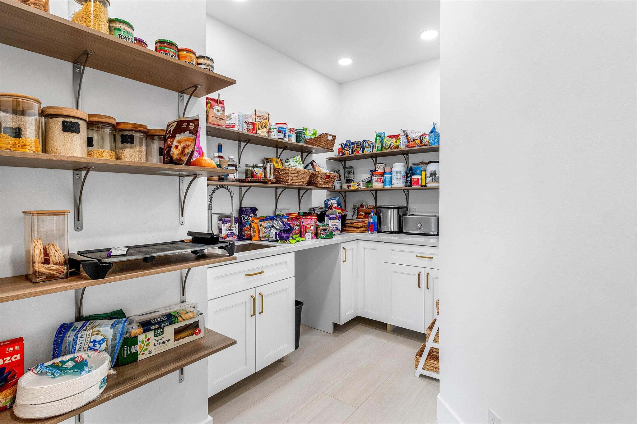 17600 E Fieldbrook Cir Boca Raton, FL 33496