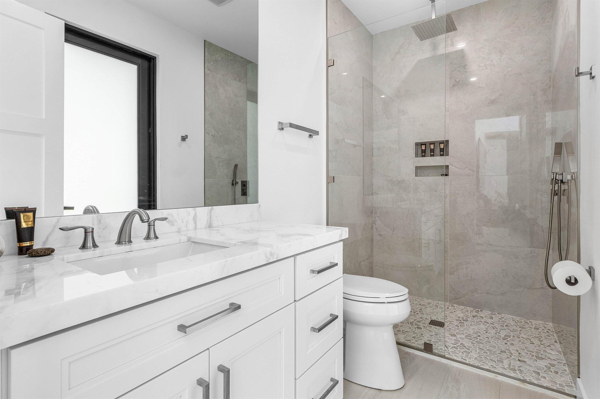 17600 E Fieldbrook Cir Boca Raton, FL 33496