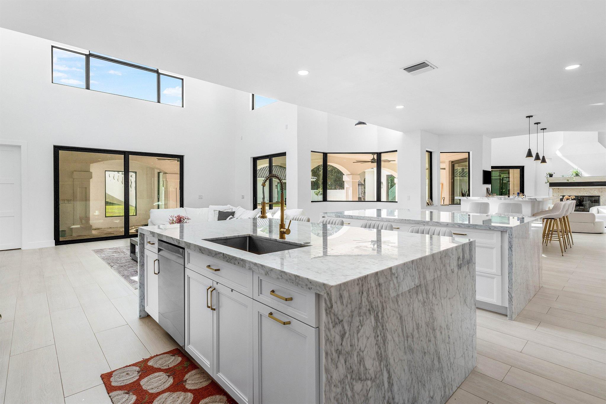 17600 E Fieldbrook Cir Boca Raton, FL 33496