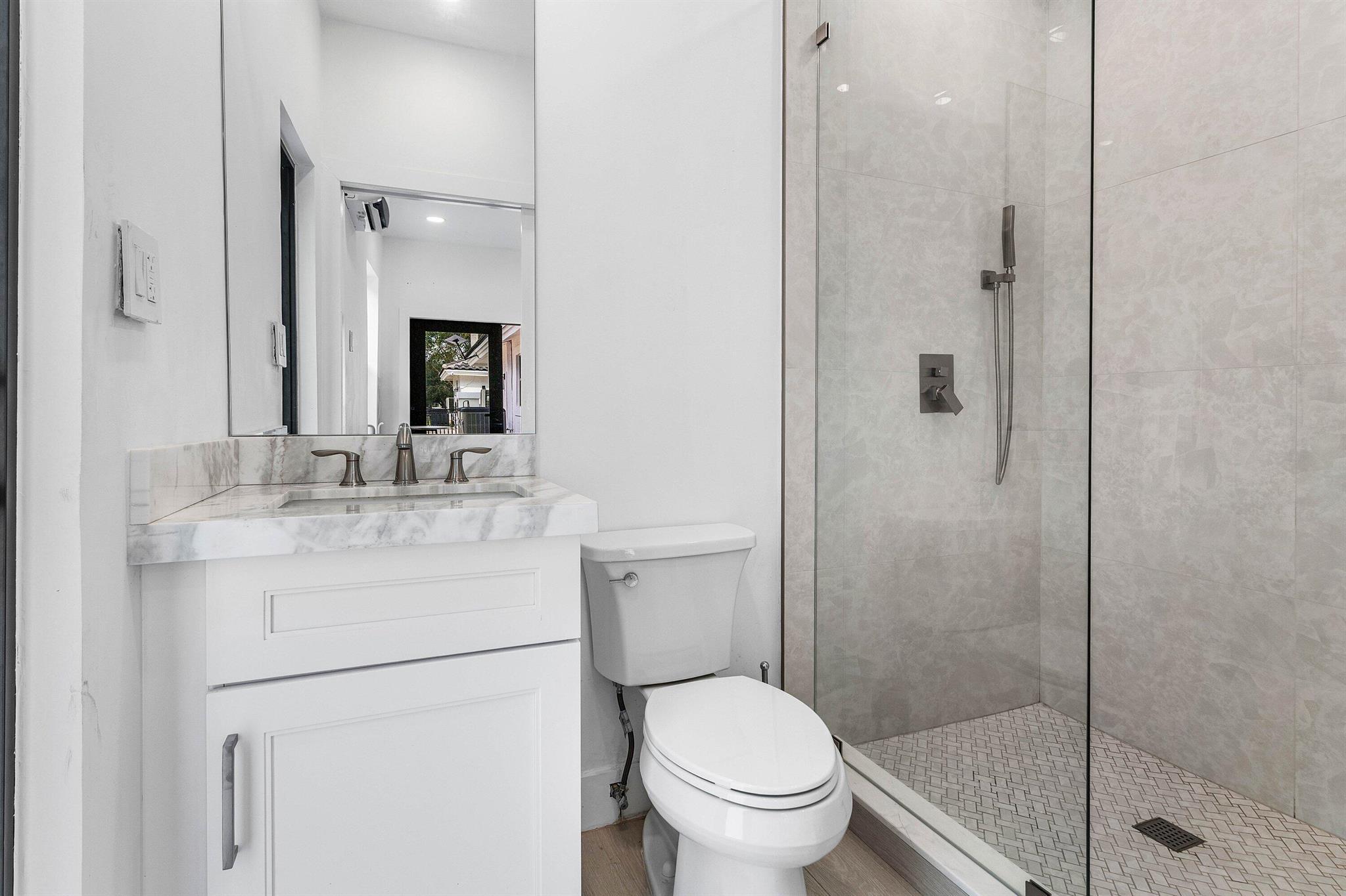 17600 E Fieldbrook Cir Boca Raton, FL 33496