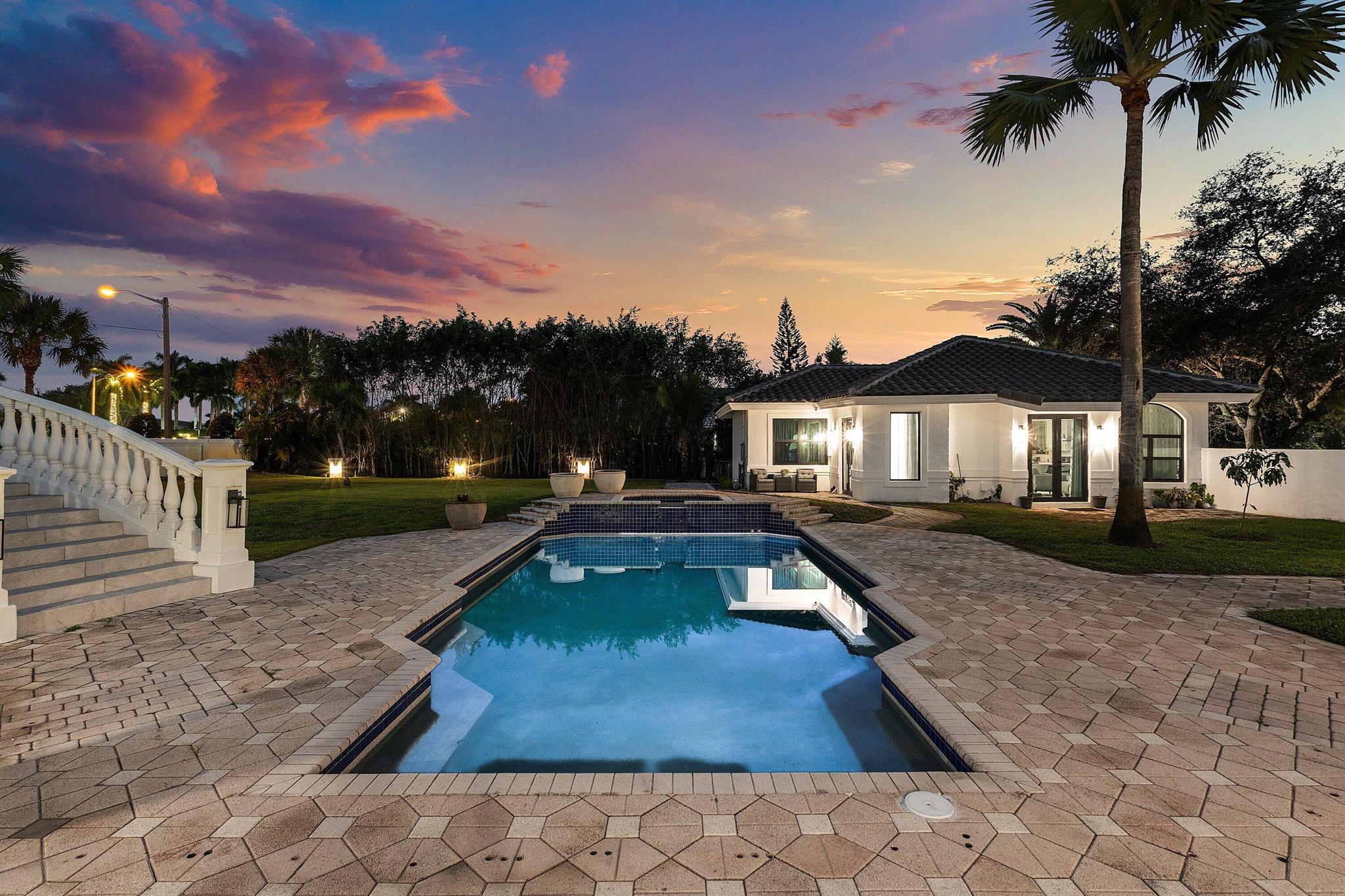 17600 E Fieldbrook Cir Boca Raton, FL 33496