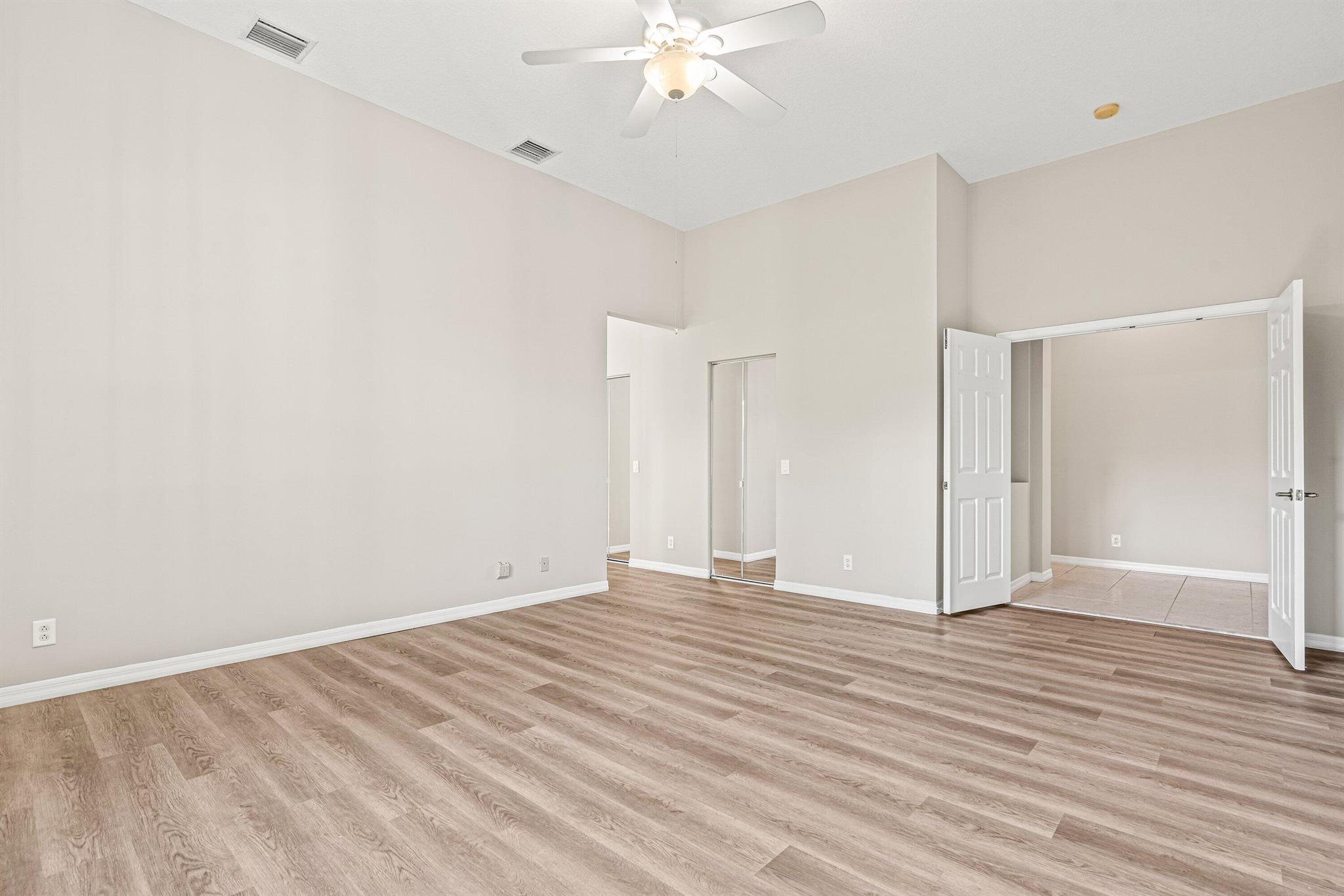 1366 Crossbill Ct Weston, FL 33327