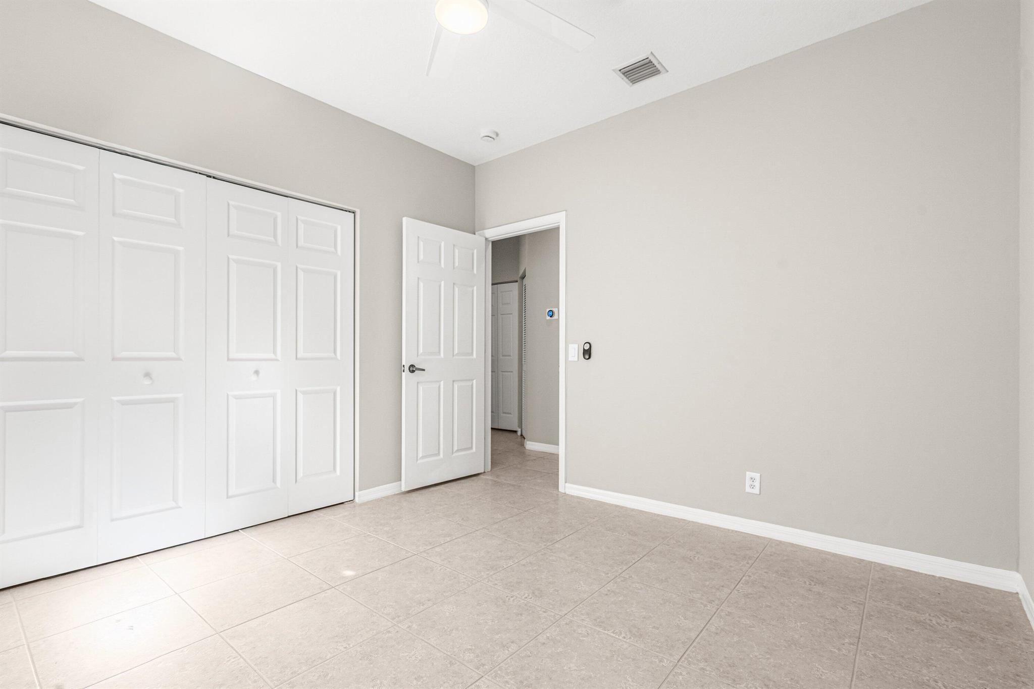 1366 Crossbill Ct Weston, FL 33327