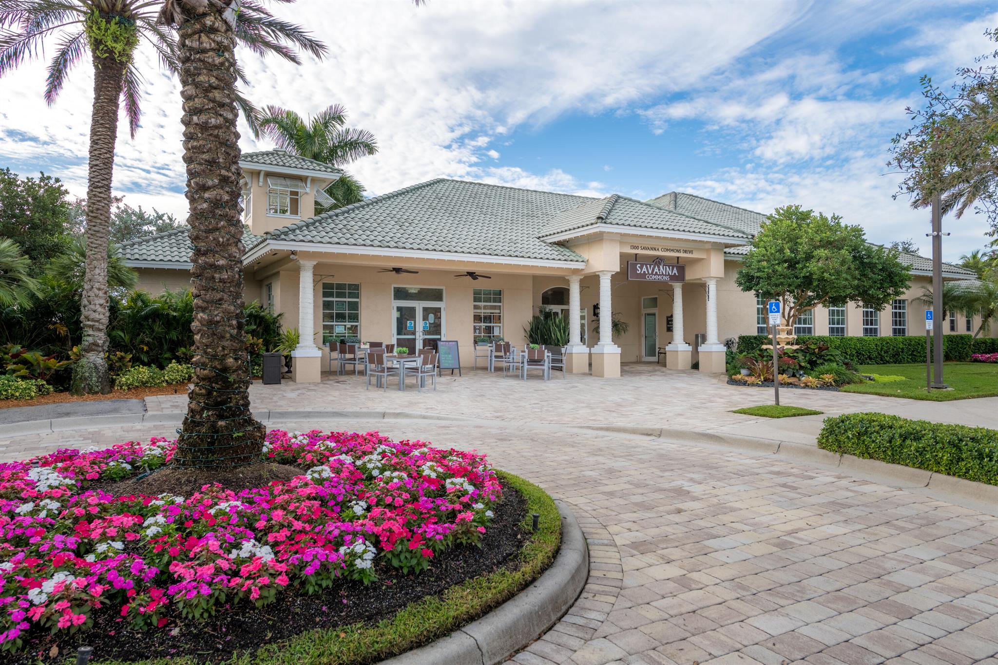 1366 Crossbill Ct Weston, FL 33327