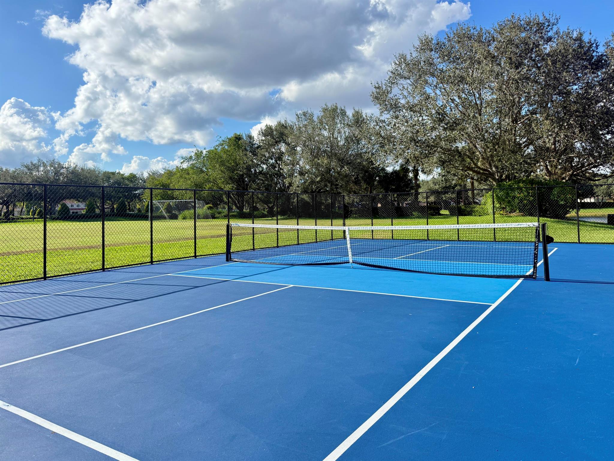 1366 Crossbill Ct Weston, FL 33327