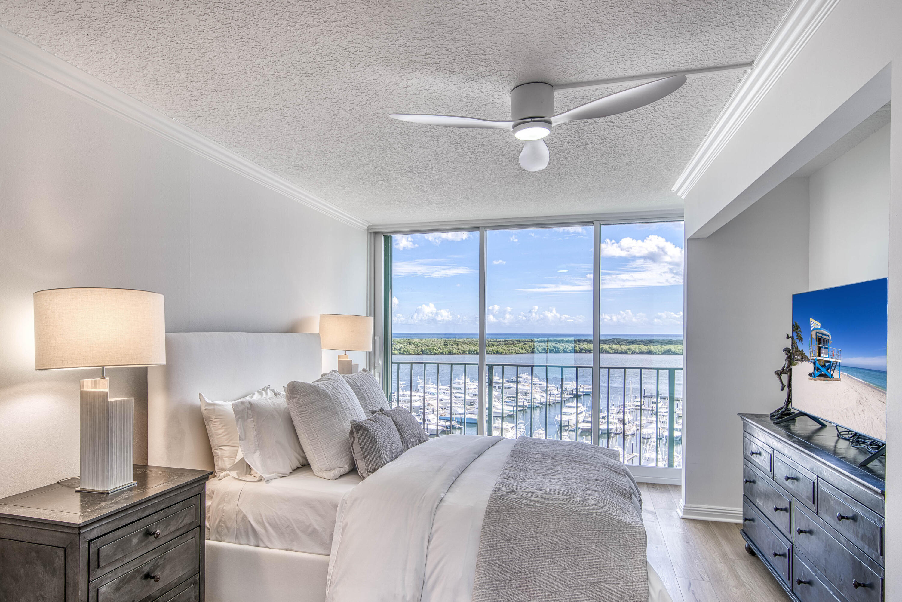 120 Lakeshore Dr #T36 North Palm Beach, FL 33408