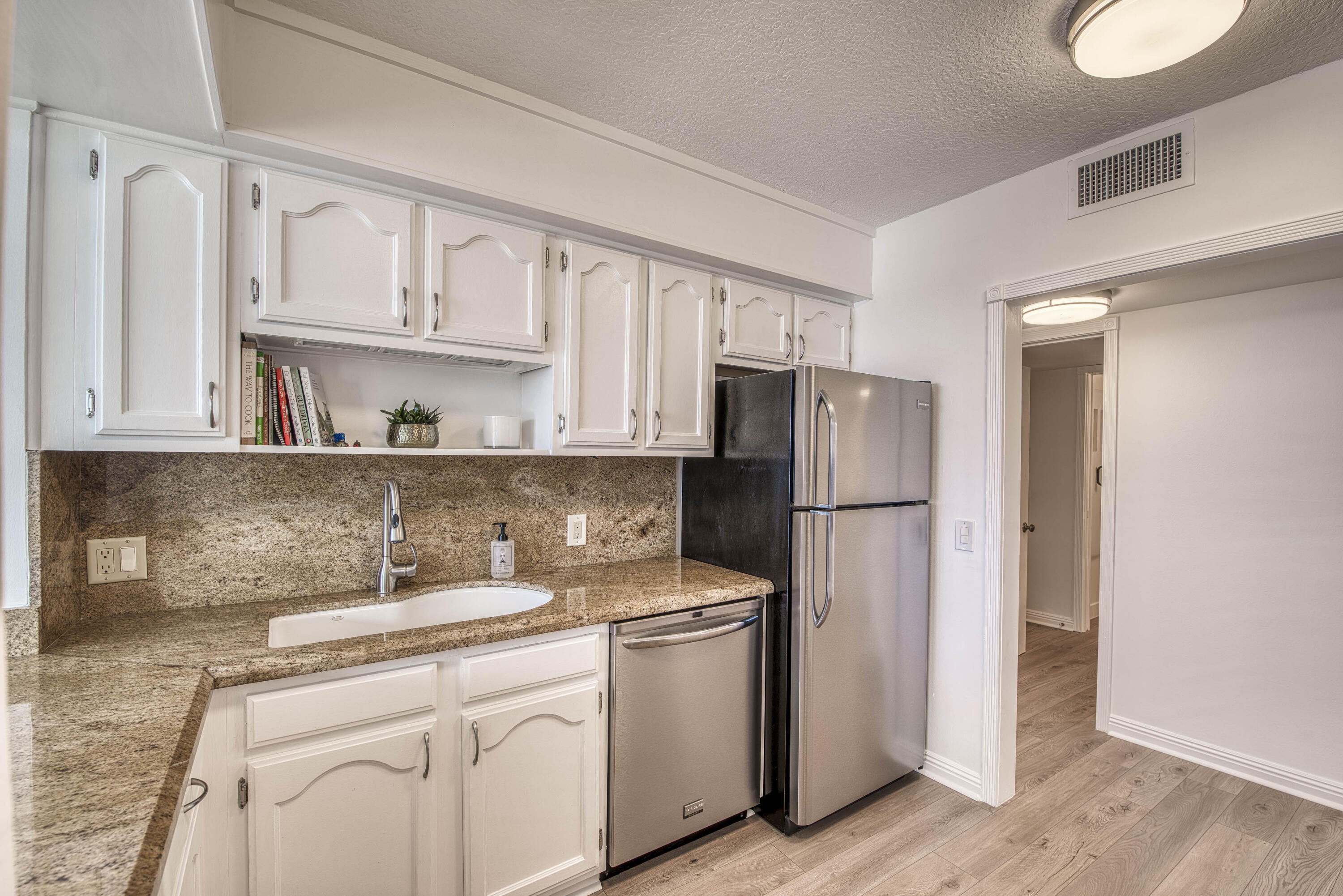 120 Lakeshore Dr #T36 North Palm Beach, FL 33408