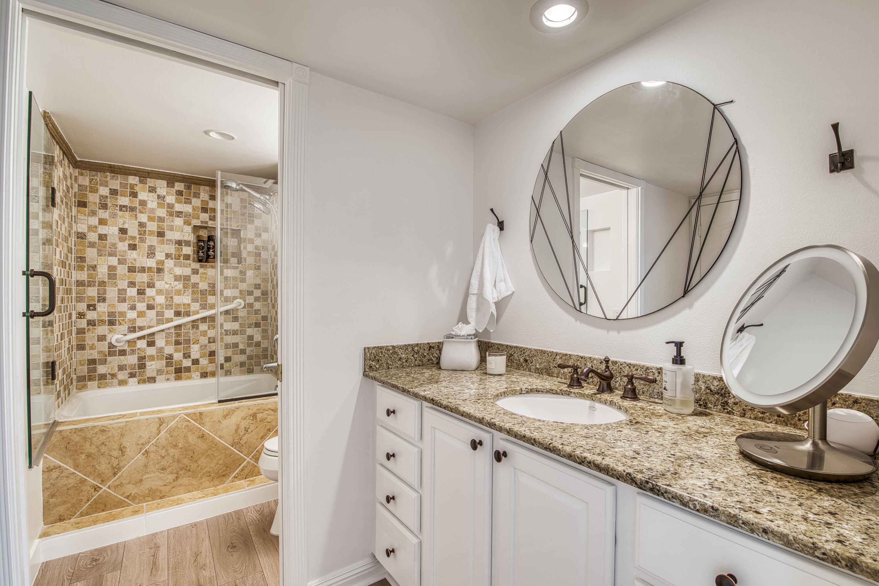 120 Lakeshore Dr #T36 North Palm Beach, FL 33408