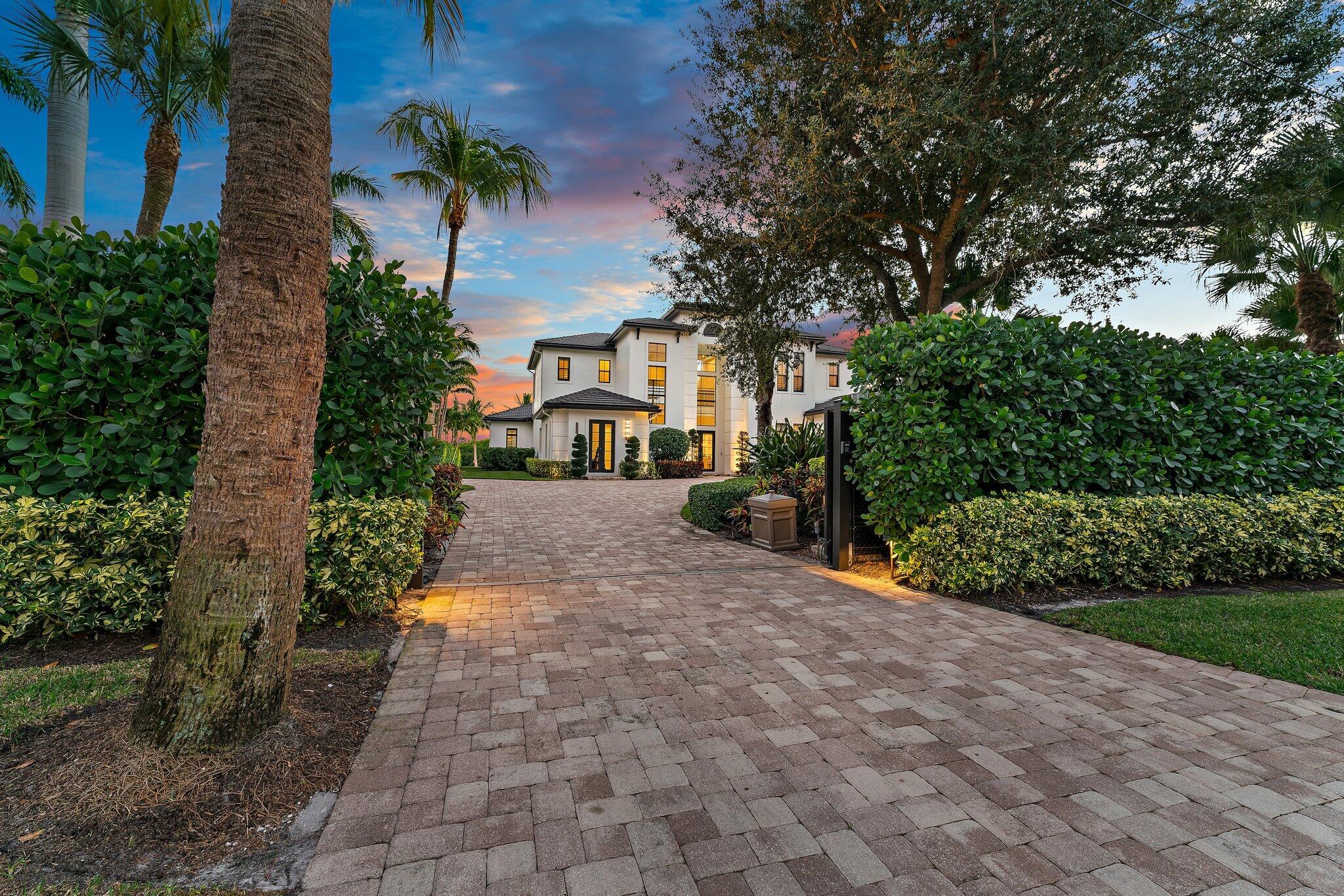 5730 Holly Jupiter, FL 33458