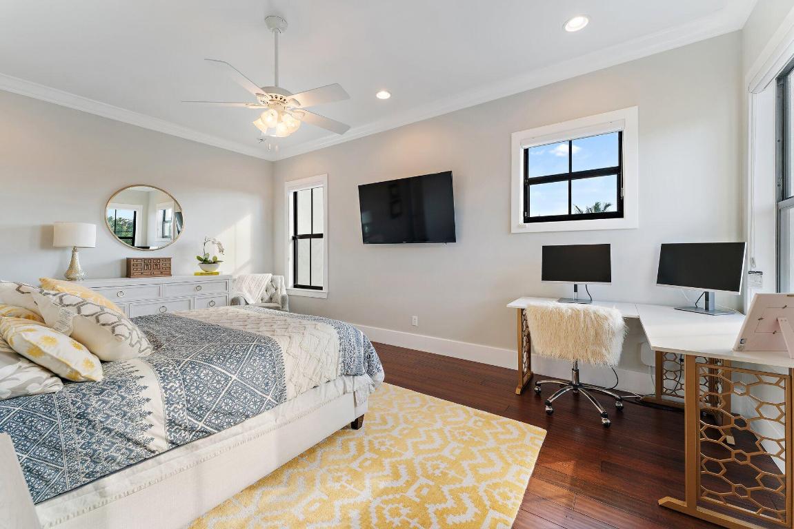 5730 Holly Jupiter, FL 33458