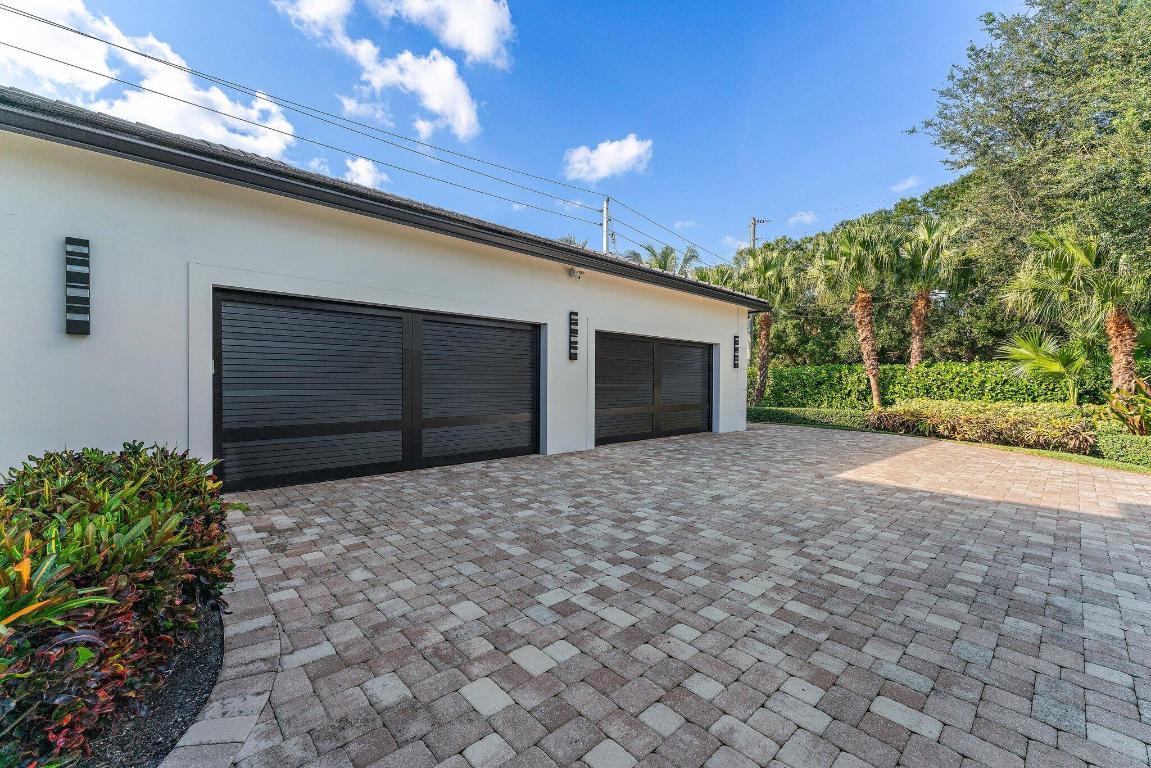 5730 Holly Jupiter, FL 33458