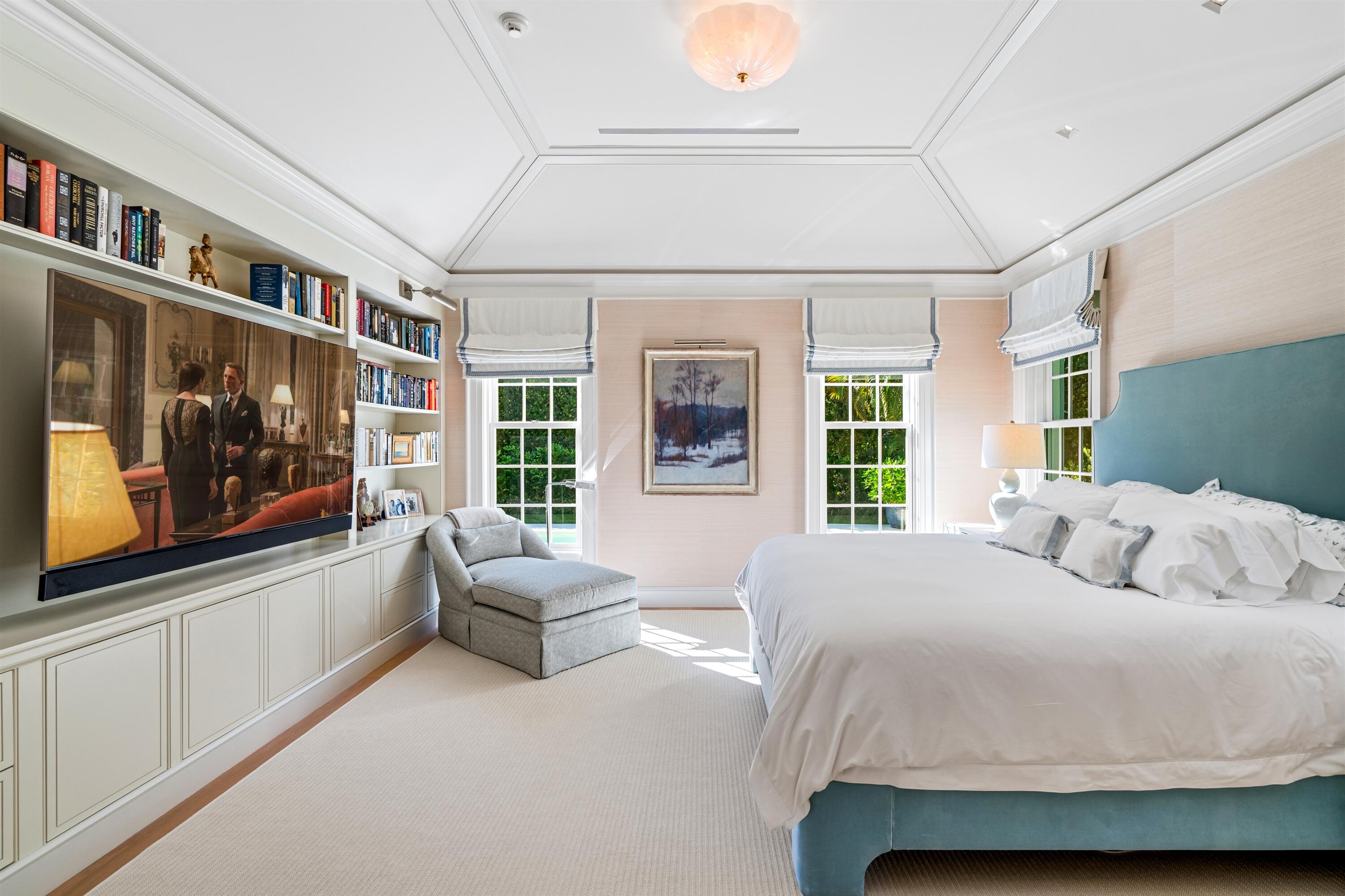 224 Sandpiper Palm Beach, FL 33480