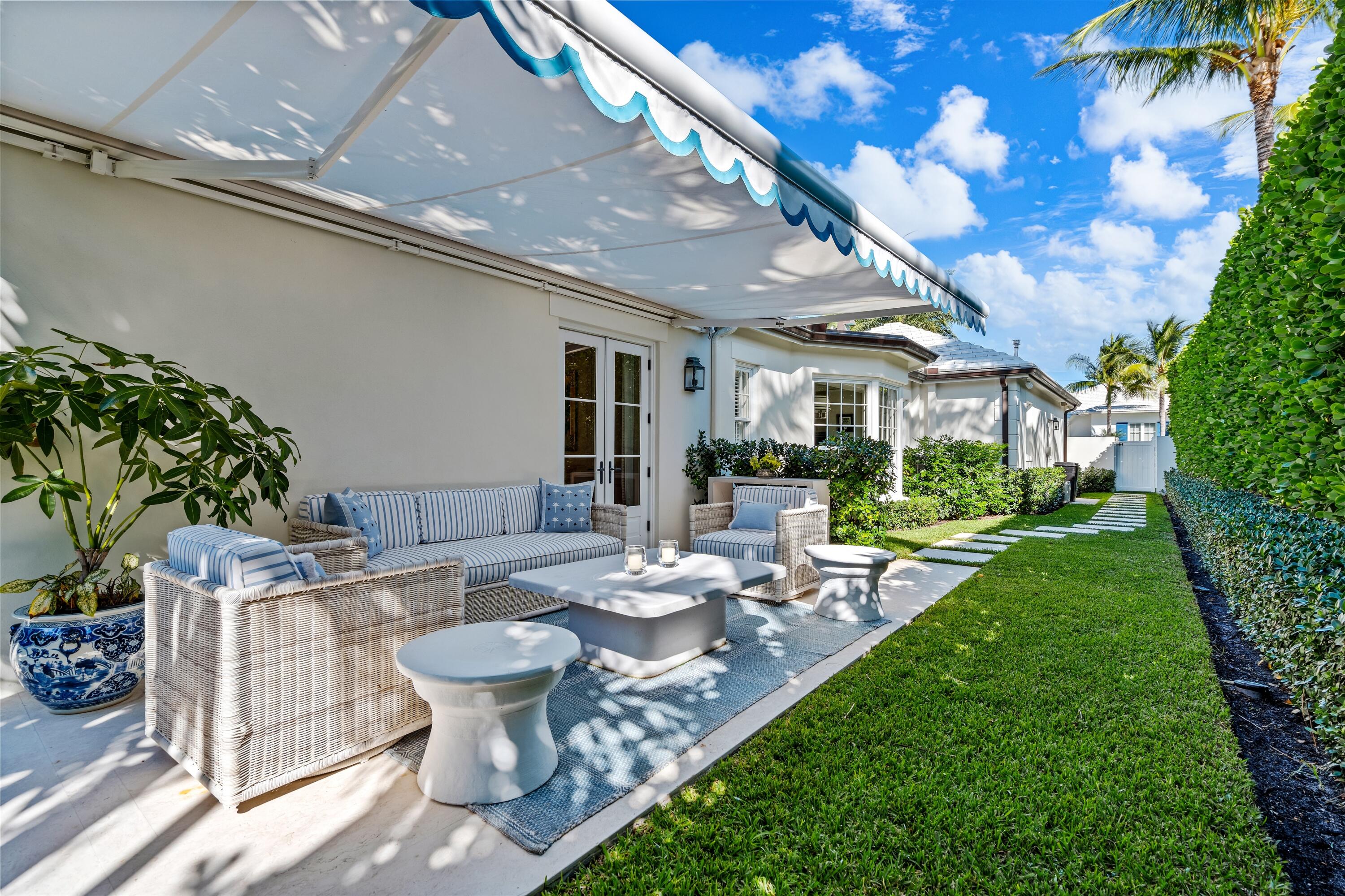 224 Sandpiper Palm Beach, FL 33480