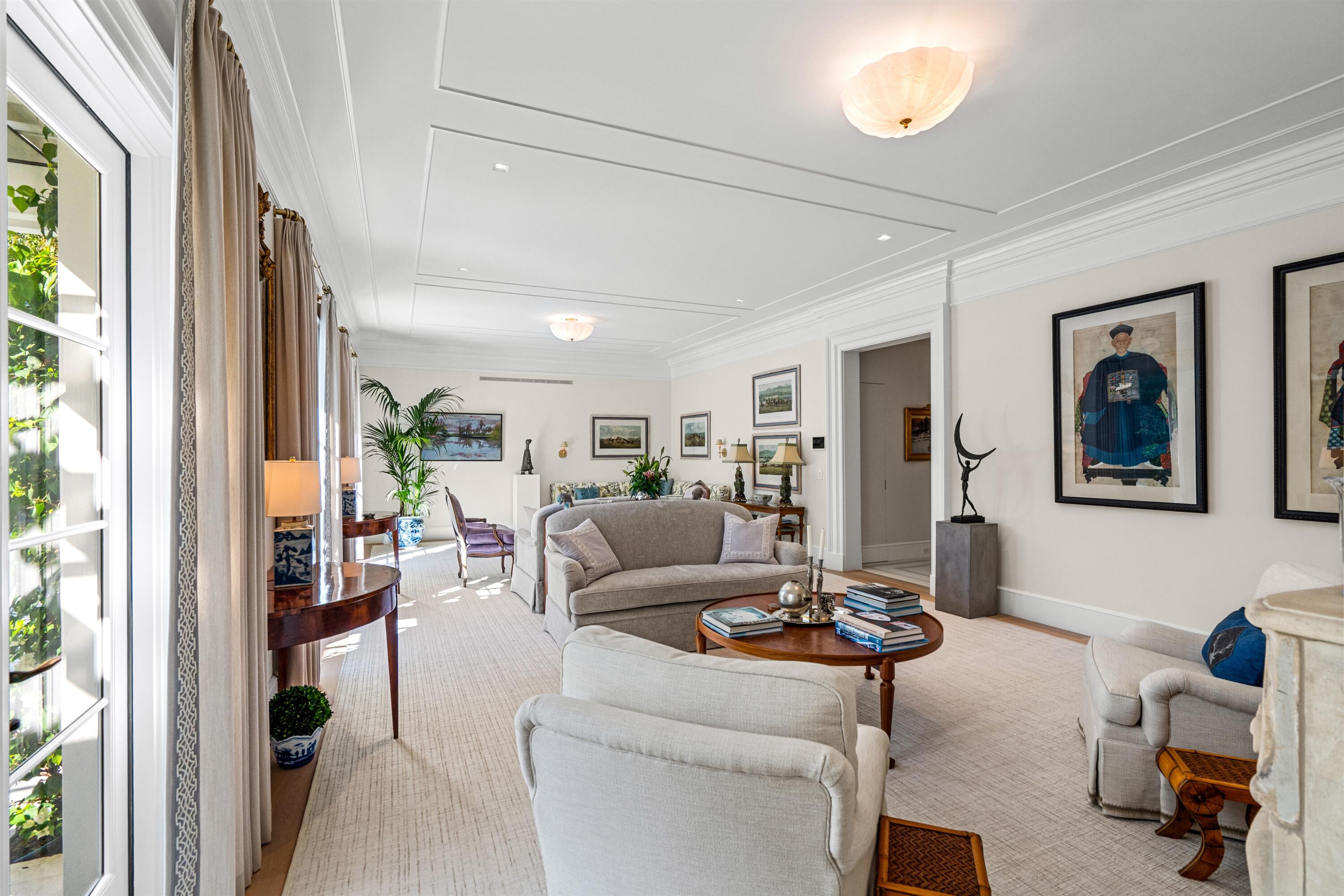 224 Sandpiper Palm Beach, FL 33480