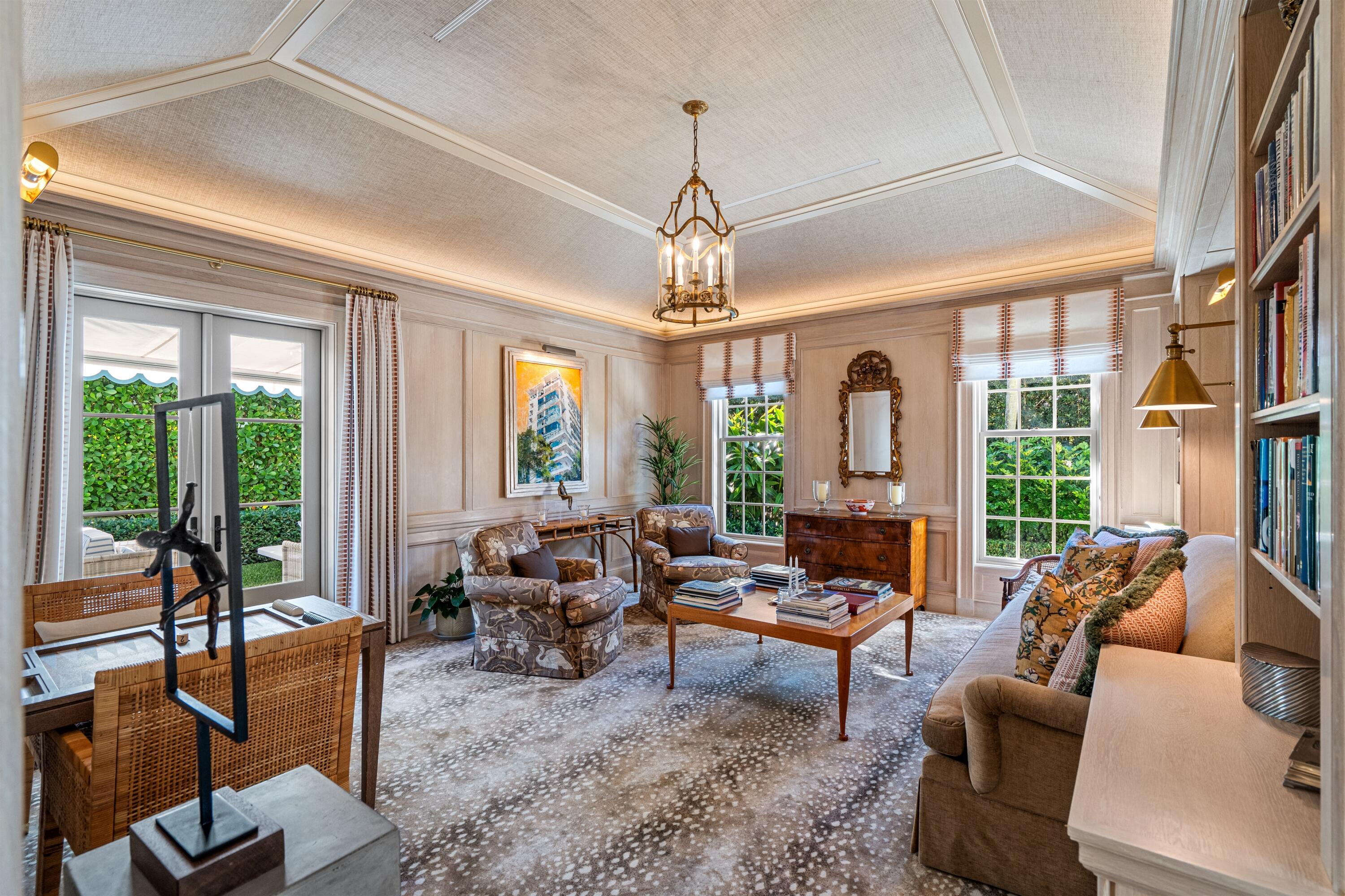 224 Sandpiper Palm Beach, FL 33480