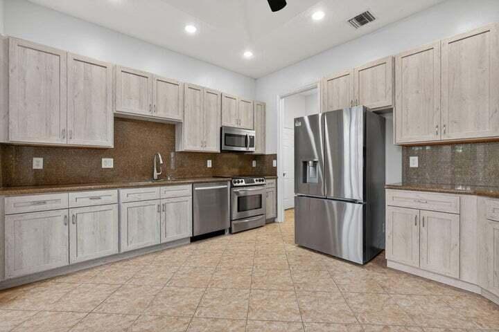 130 Mangrove Bay Jupiter, FL 33477