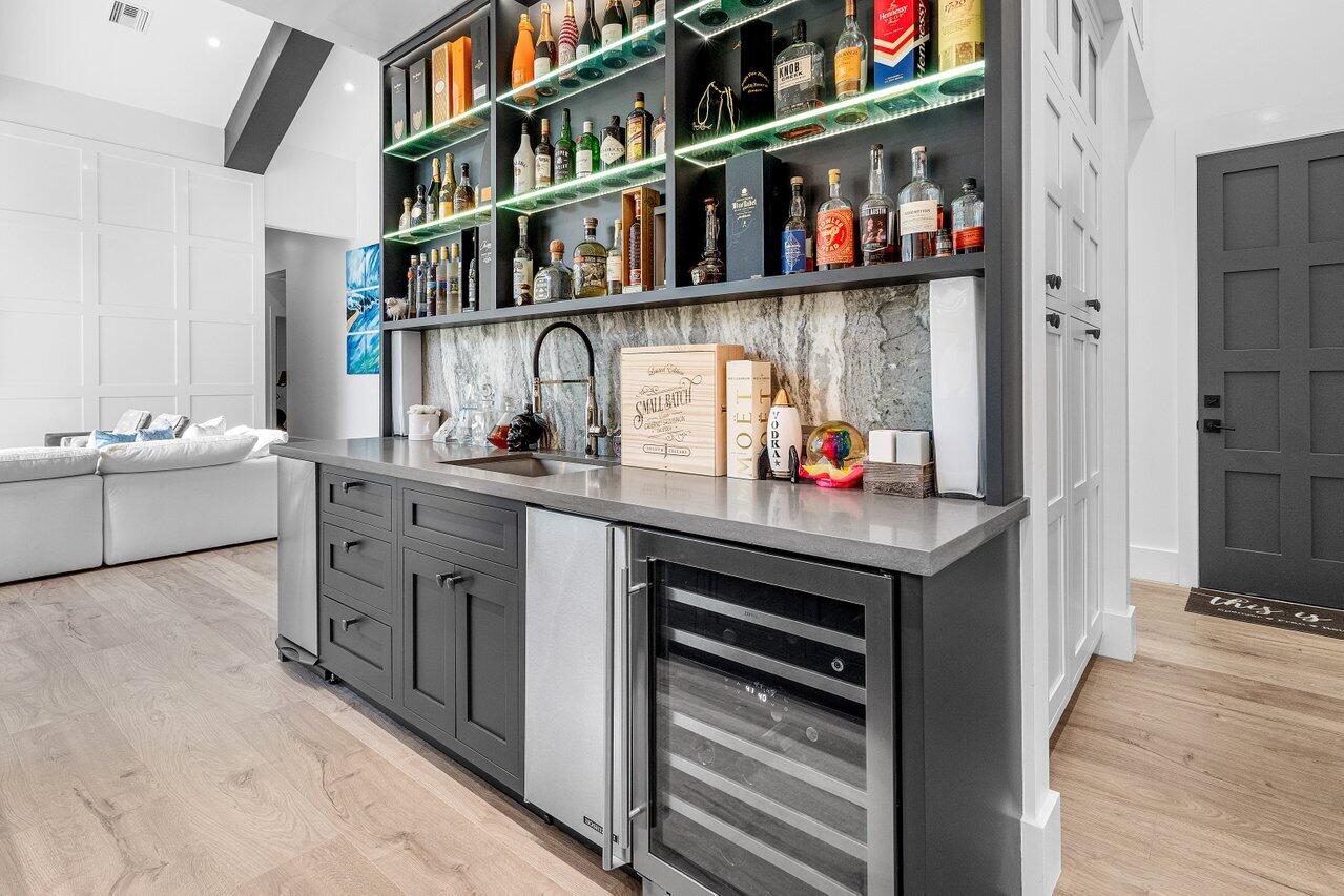 3746 NW 53rd Boca Raton, FL 33496