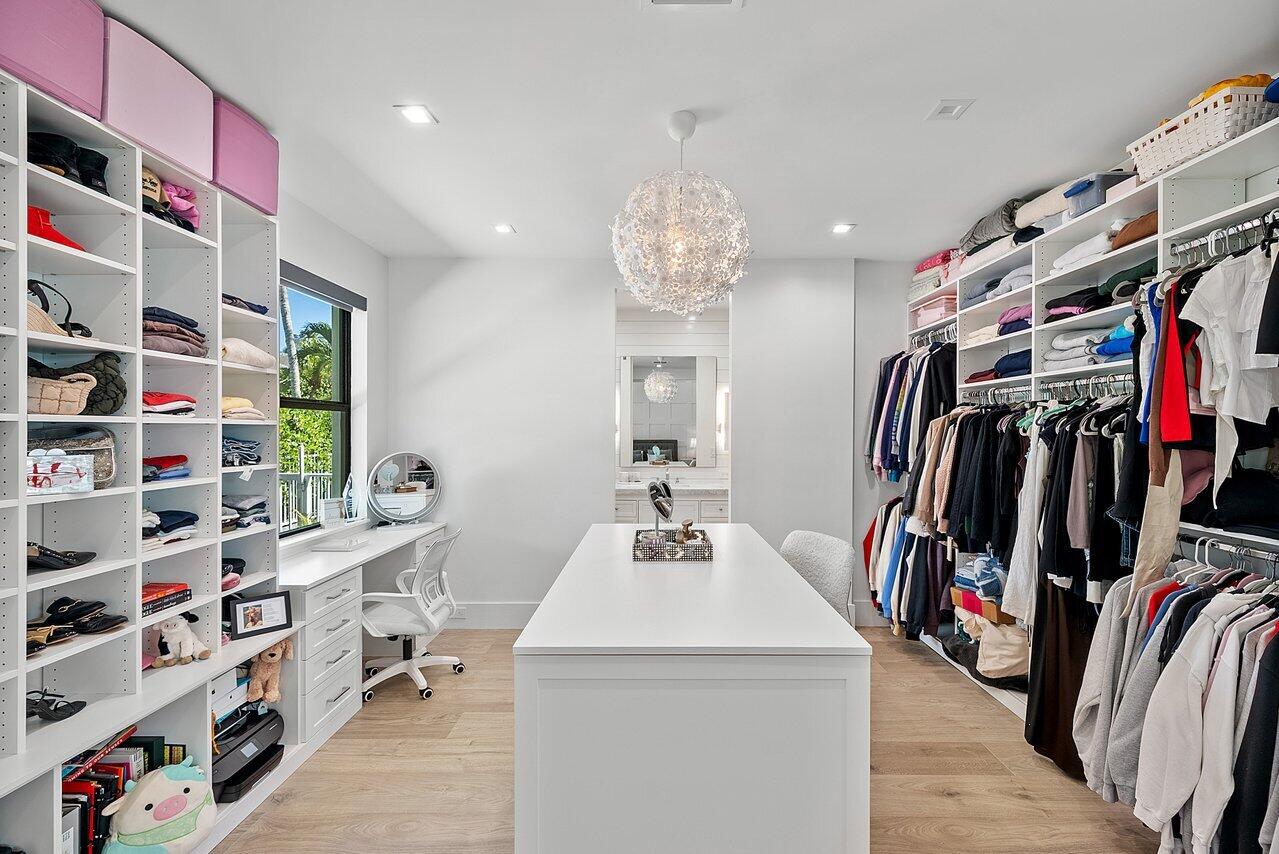 3746 NW 53rd Boca Raton, FL 33496