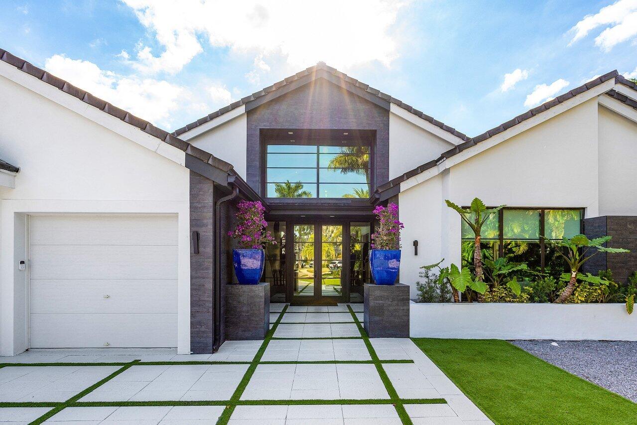 3746 NW 53rd Boca Raton, FL 33496