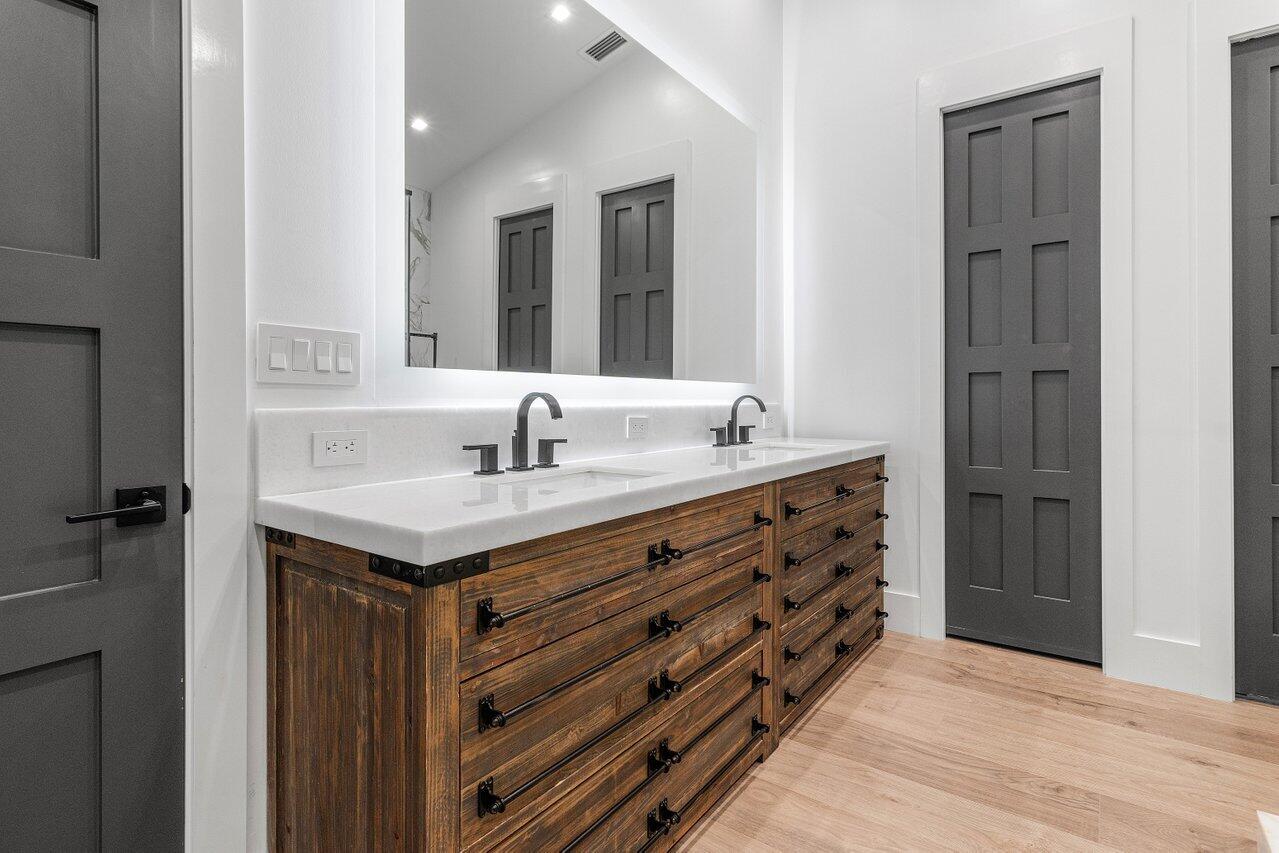 3746 NW 53rd Boca Raton, FL 33496