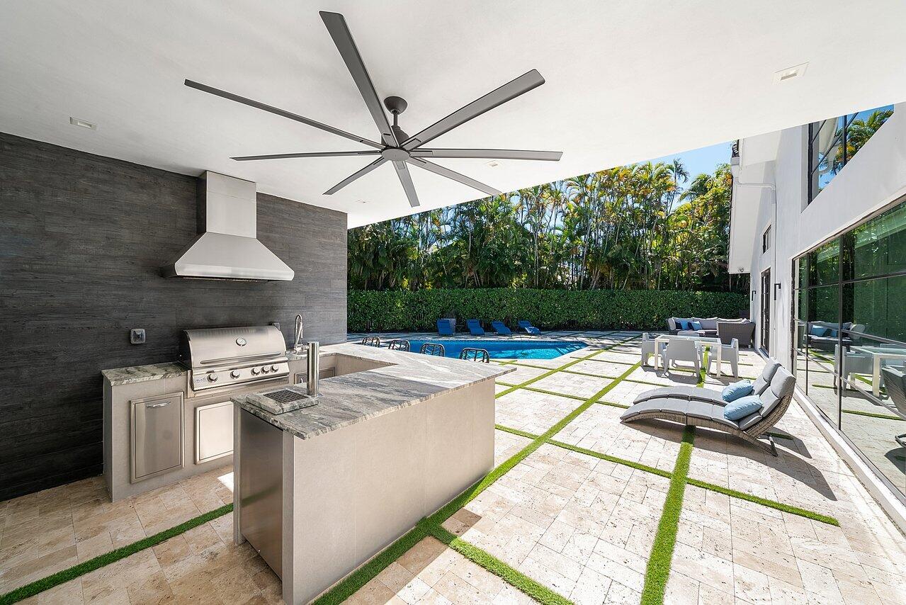 3746 NW 53rd Boca Raton, FL 33496