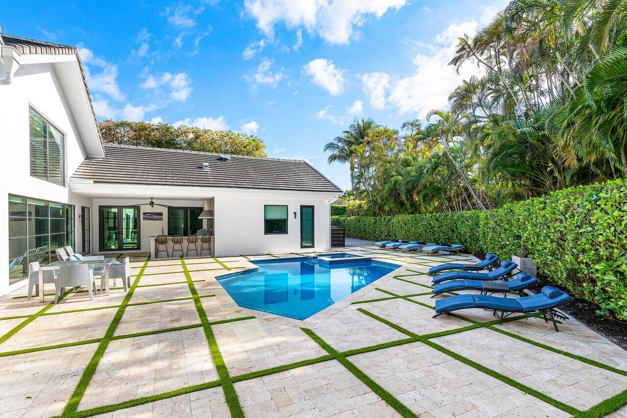 3746 NW 53rd Boca Raton, FL 33496