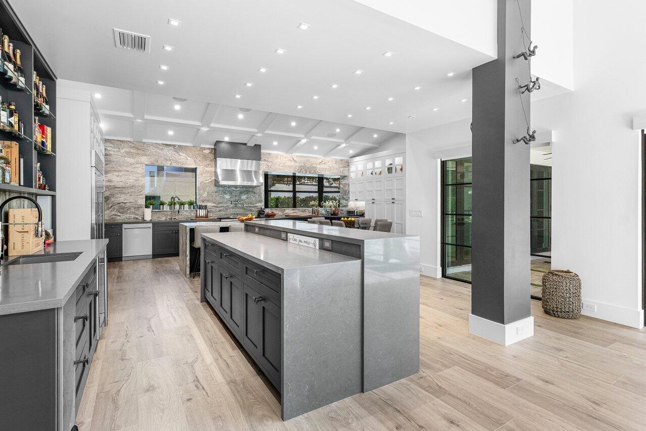 3746 NW 53rd Boca Raton, FL 33496