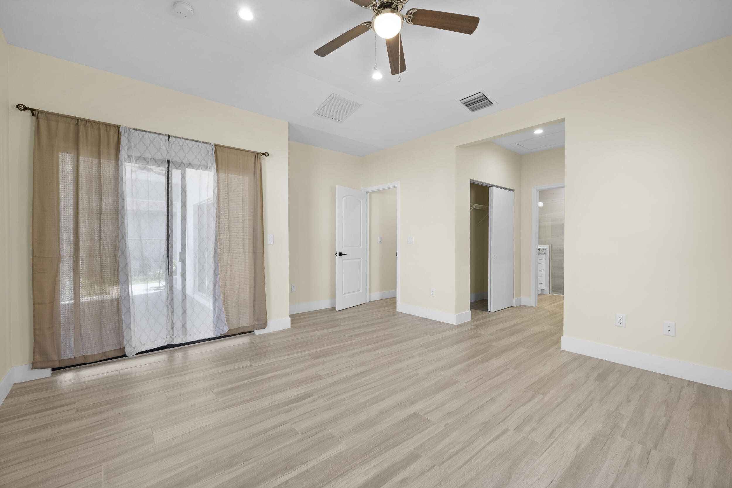 2311 Zeder Delray Beach, FL 33444