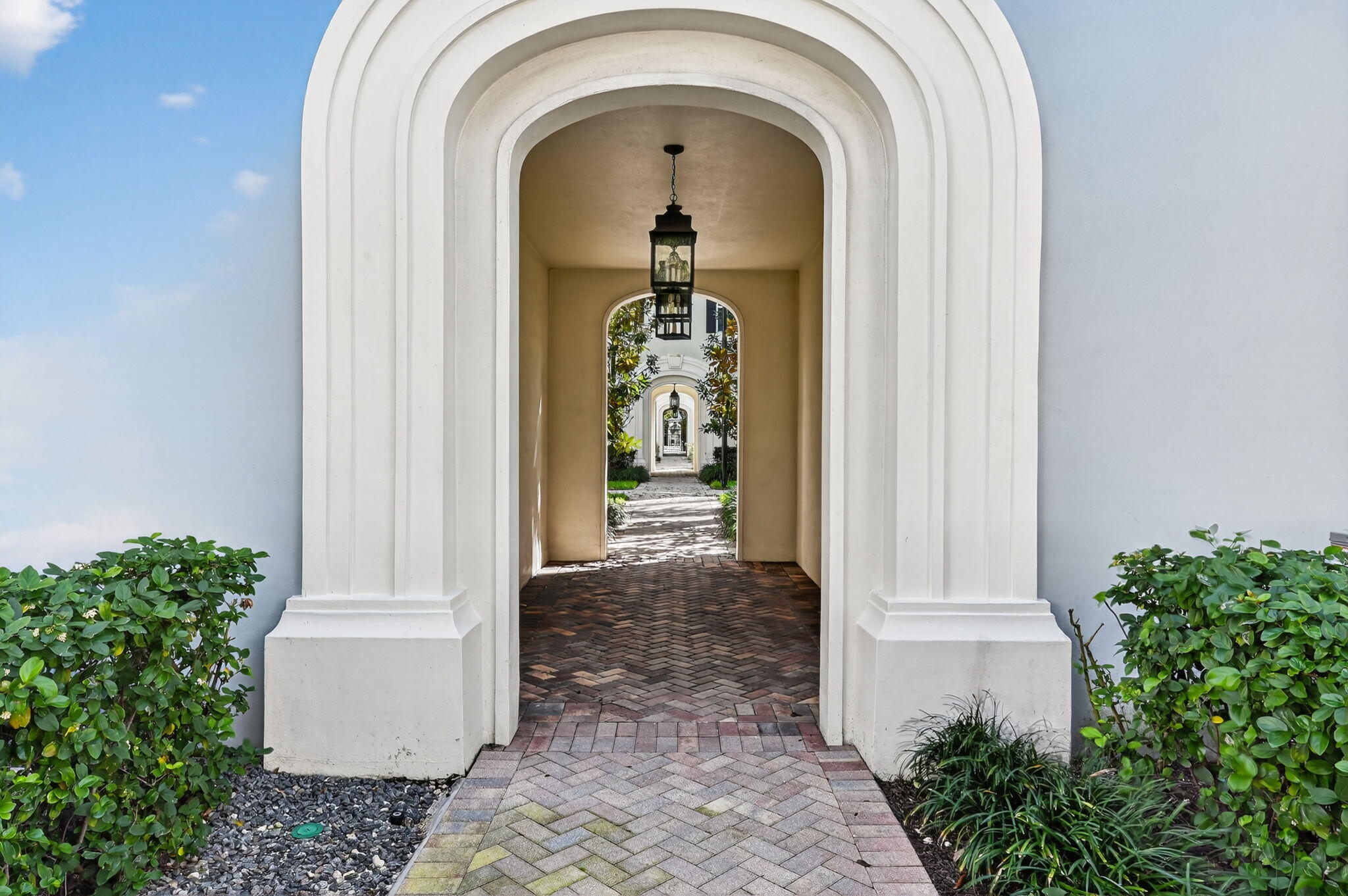 145 N Cannery Row Delray Beach, FL 33444