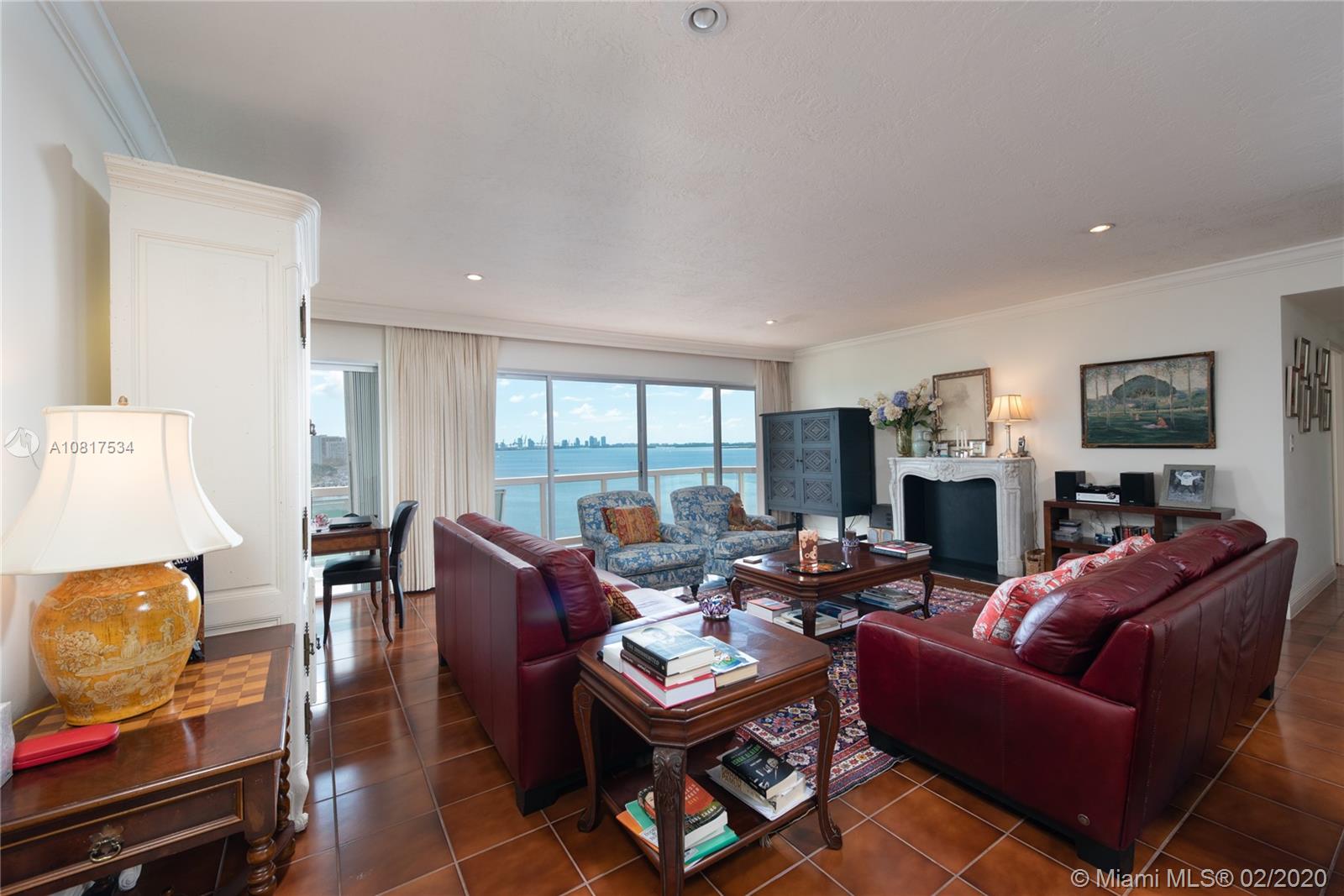 2451 Brickell Ave #10D