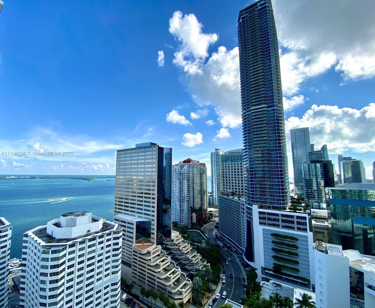 950 Brickell Bay Dr #2807