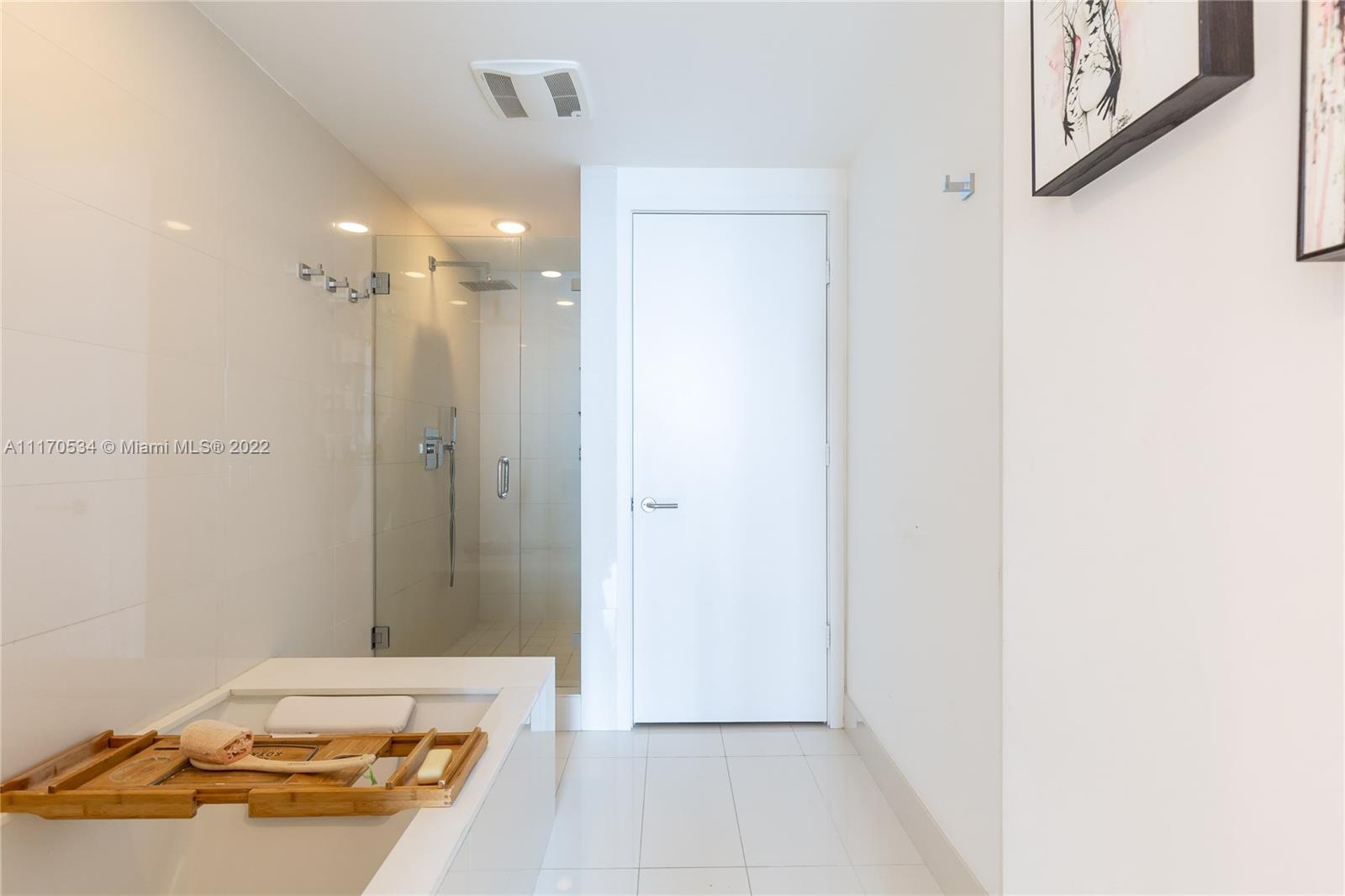 image SLS Brickell11