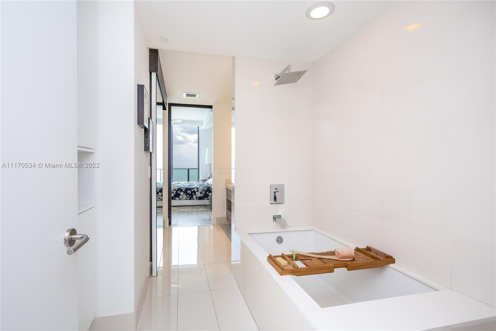 image SLS Brickell12