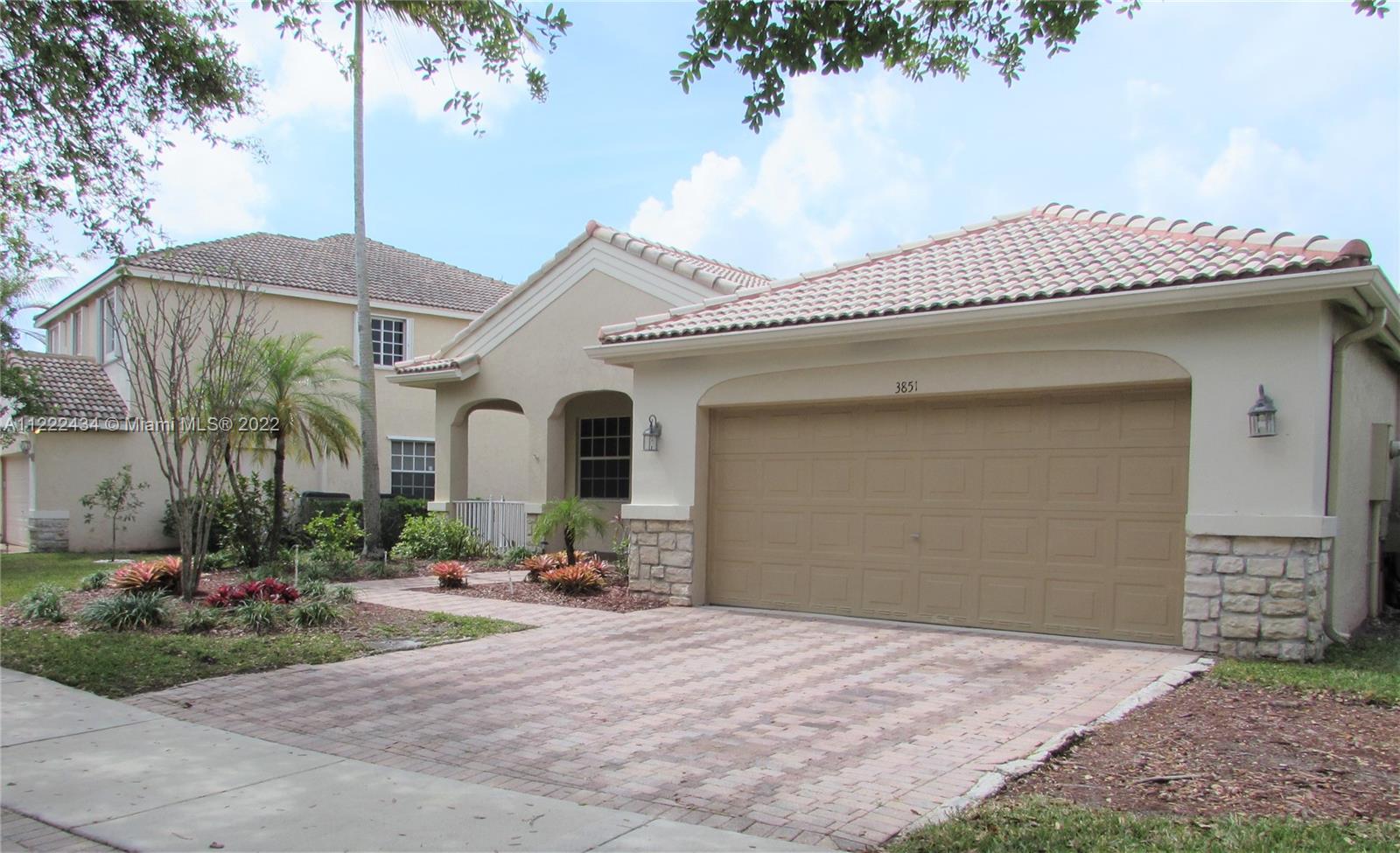 3851 Falcon Ridge Cir #3851