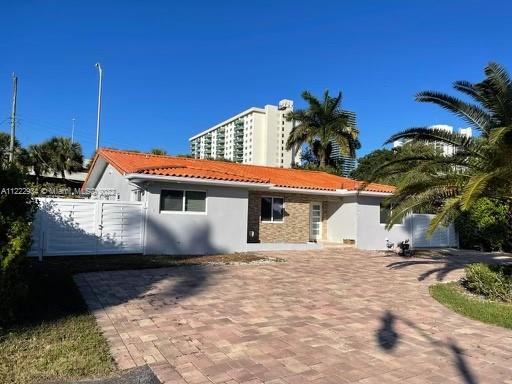 245 NW 191st Ter