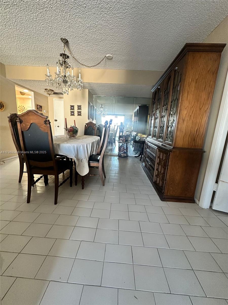 427 Golden Isle Dr #7E