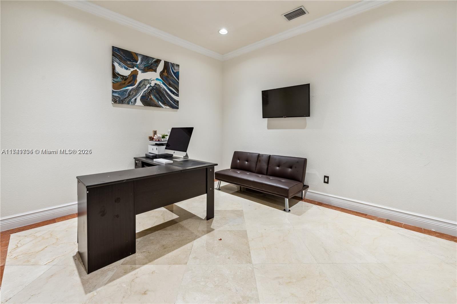 8200 NW 163rd St Miami Lakes, FL 33016