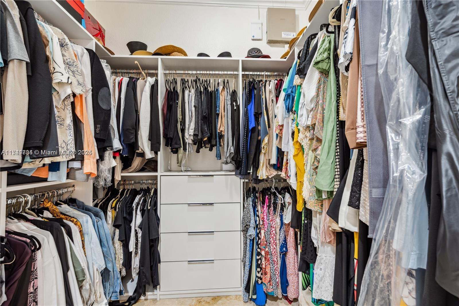 8200 NW 163rd St Miami Lakes, FL 33016