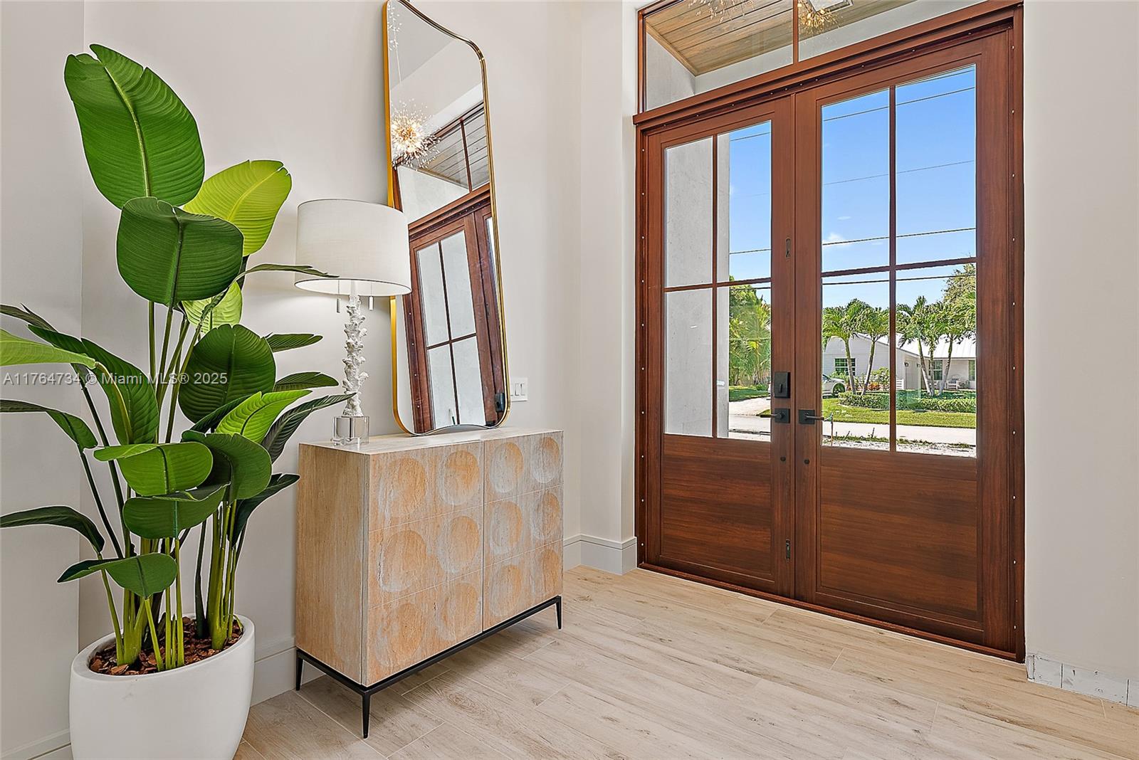 325 N Fairway N Tequesta, FL 33469