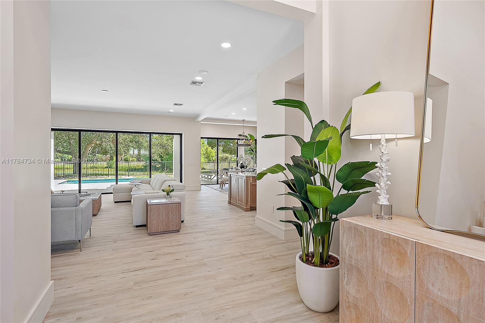 325 N Fairway N Tequesta, FL 33469