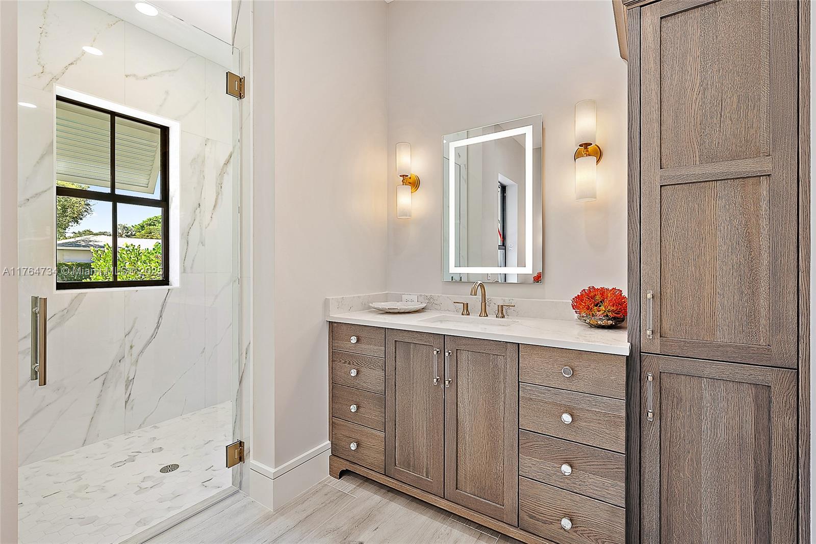 325 N Fairway N Tequesta, FL 33469