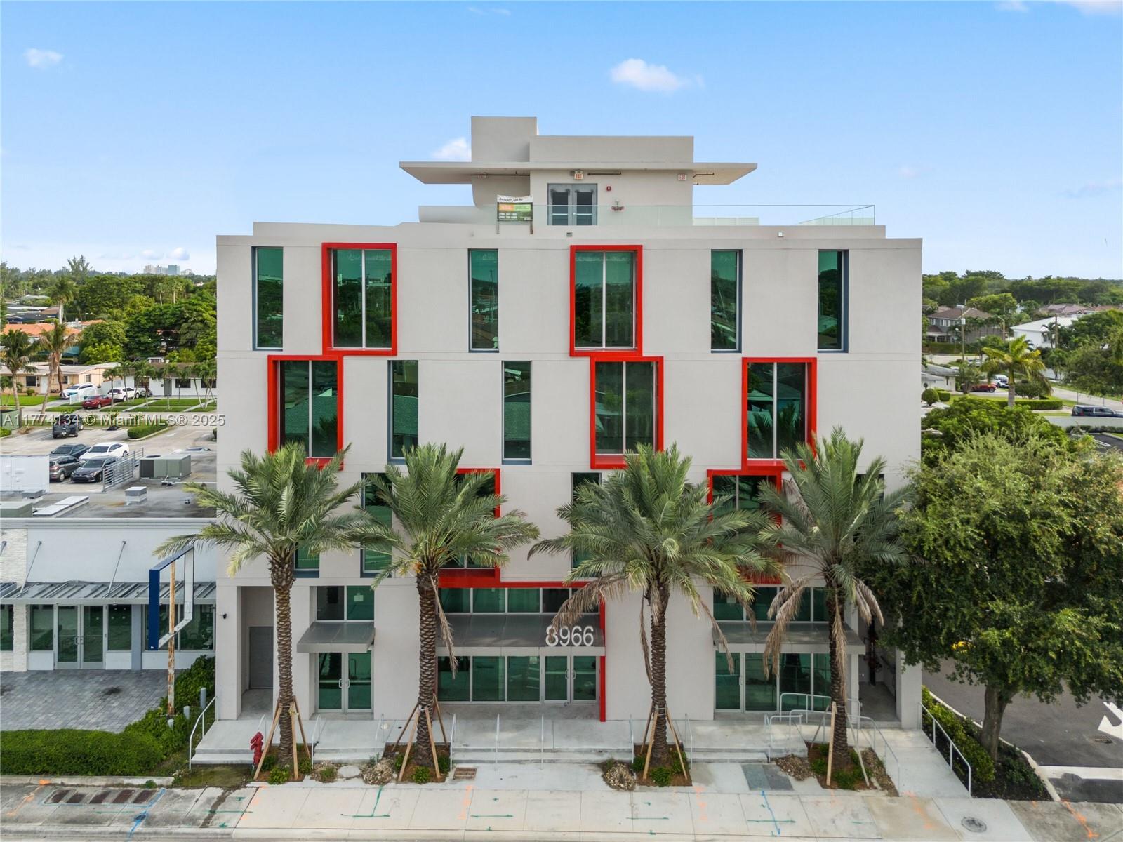 8966 SW 40th St,Miami, FL 33165