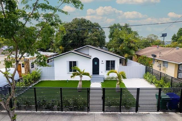 144 NW 41st St