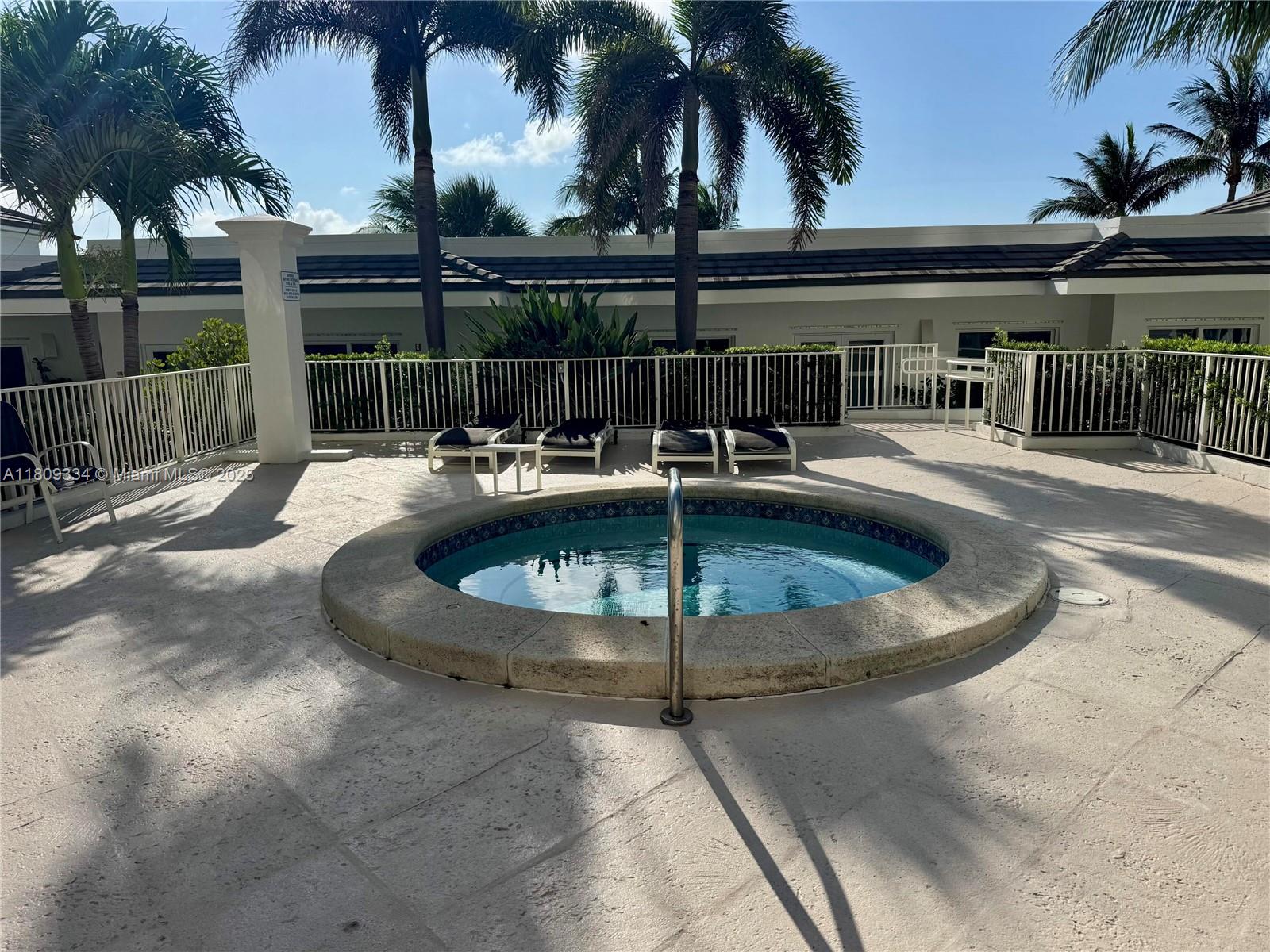 image Blue Diamond Condo13