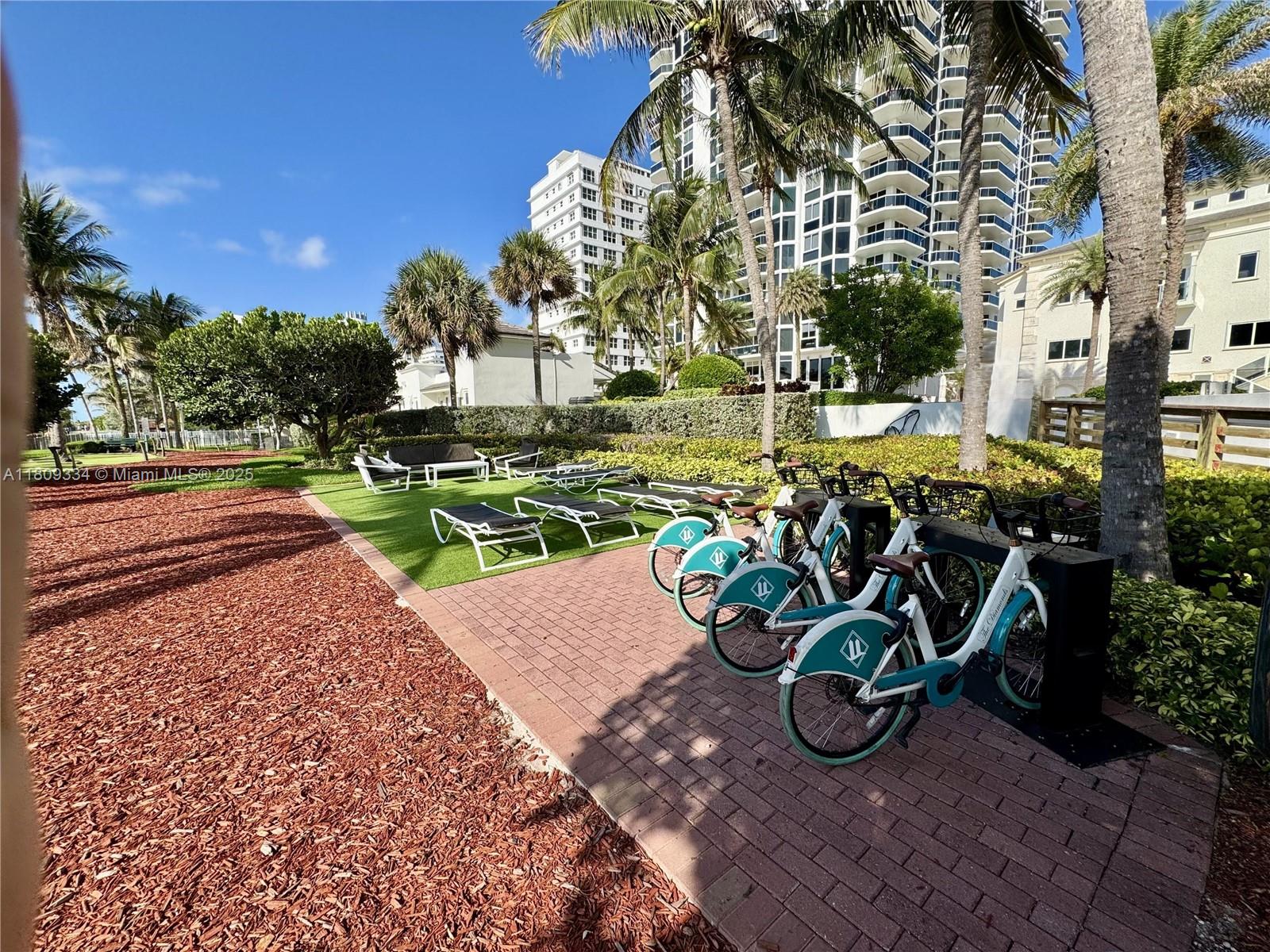 image Blue Diamond Condo15