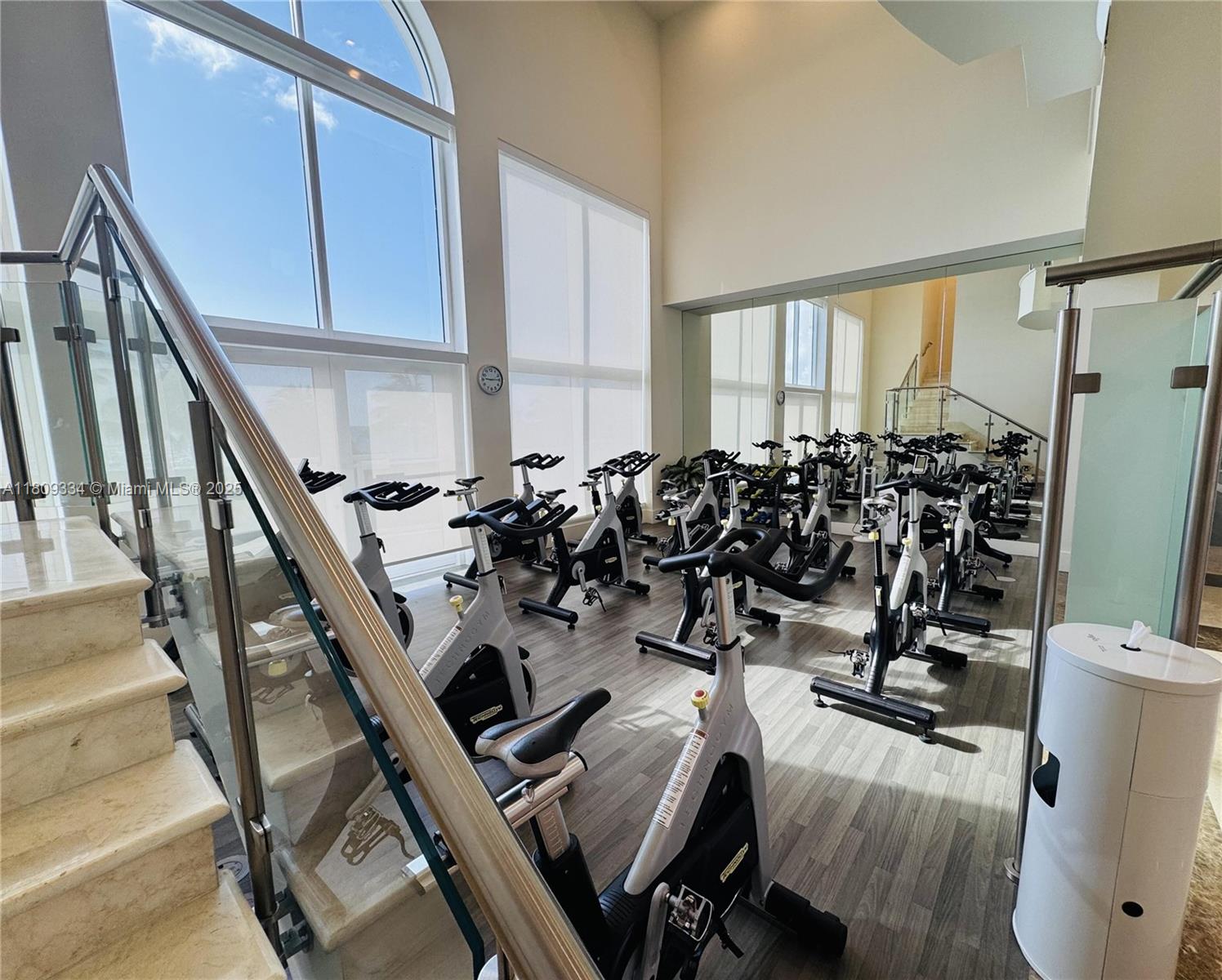 image Blue Diamond Condo18