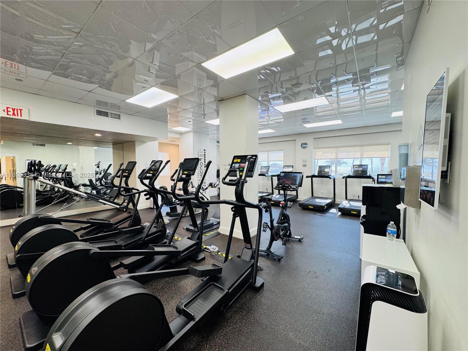 image Blue Diamond Condo19