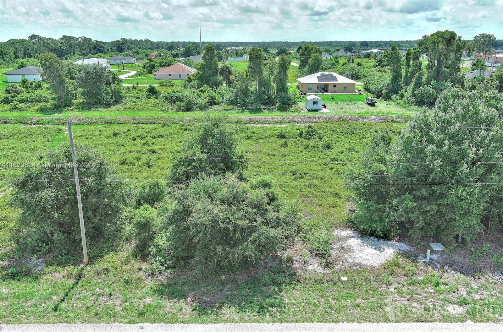 307 Ranier Ave, lehigh acres, FL 33974